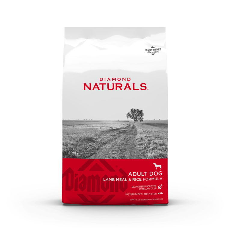 Diamond Naturals Adult dog formula rich in lamb-rice