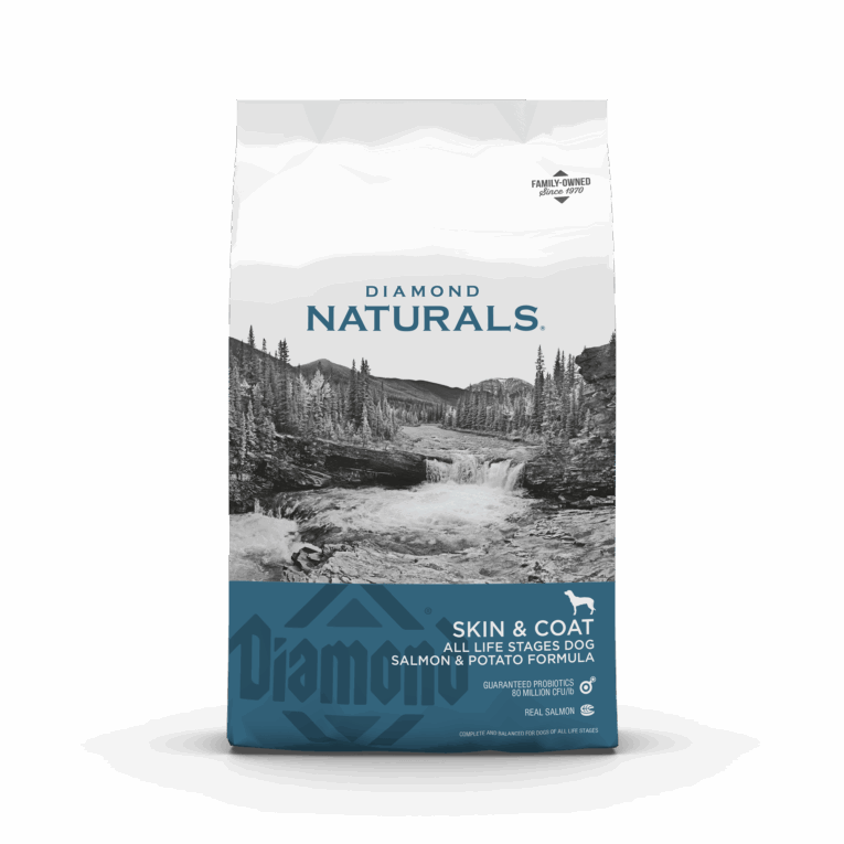 diamond-naturals-skin-coat-all-life-stages-salmon-potato-dog-food-bag-front-101520